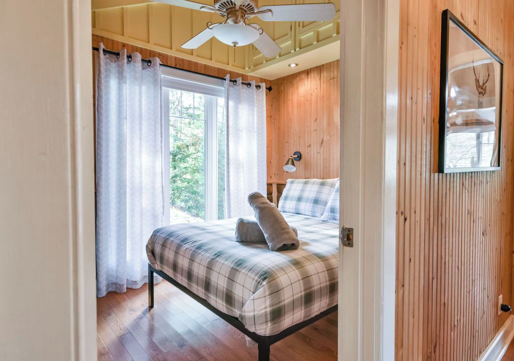 Photo of Bedroom in Washago
