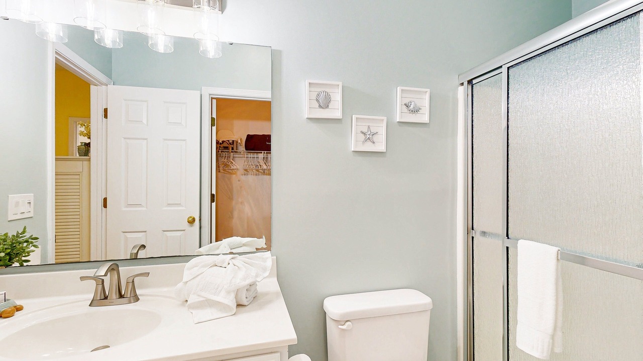 Photo of Bathroom in Sunset Beach