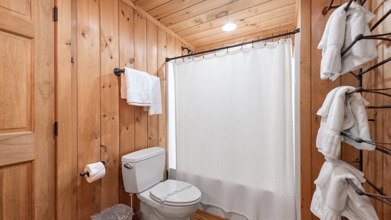 Photo of Bathroom in Todd