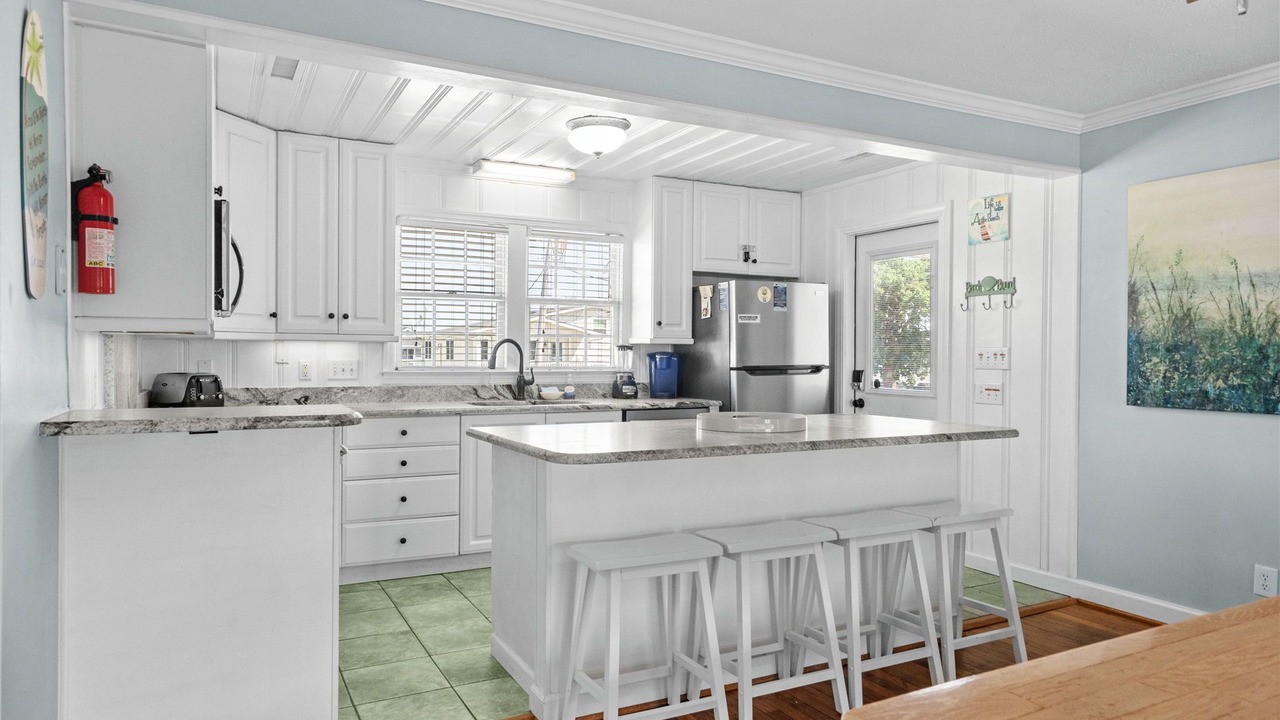 Photo of Kitchen in Cherry Grove Beach