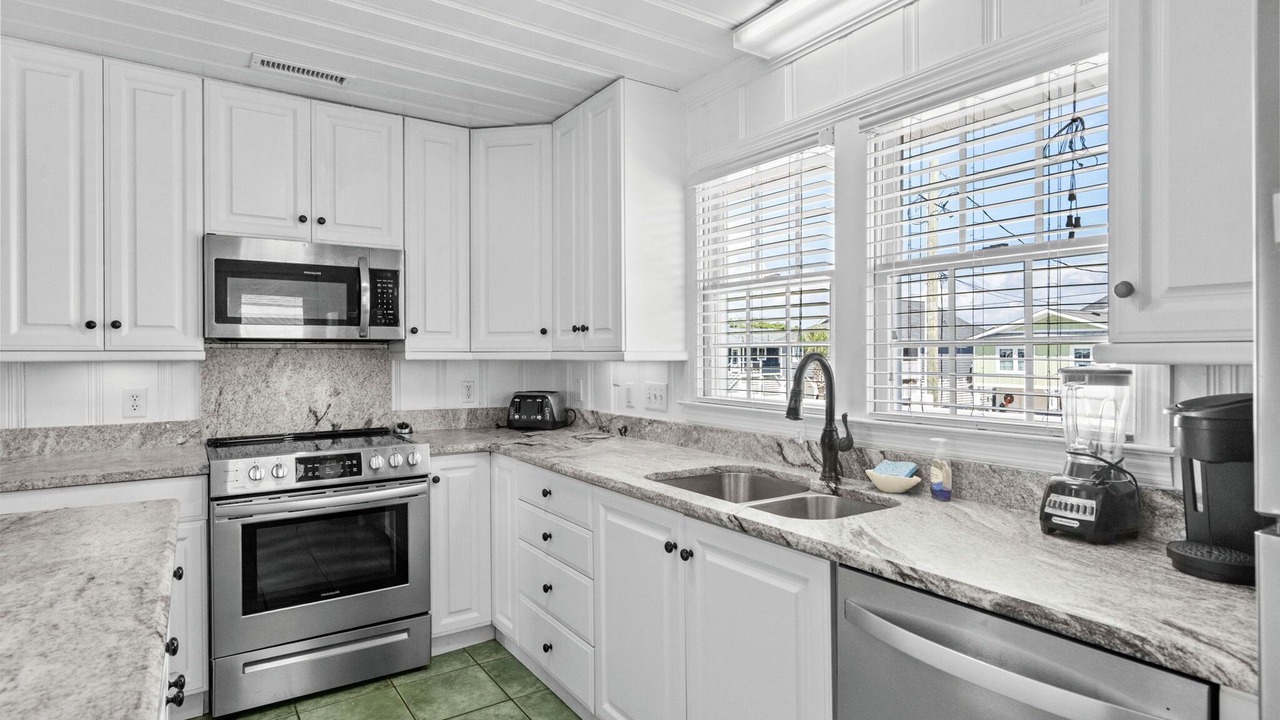 Photo of Kitchen in Cherry Grove Beach