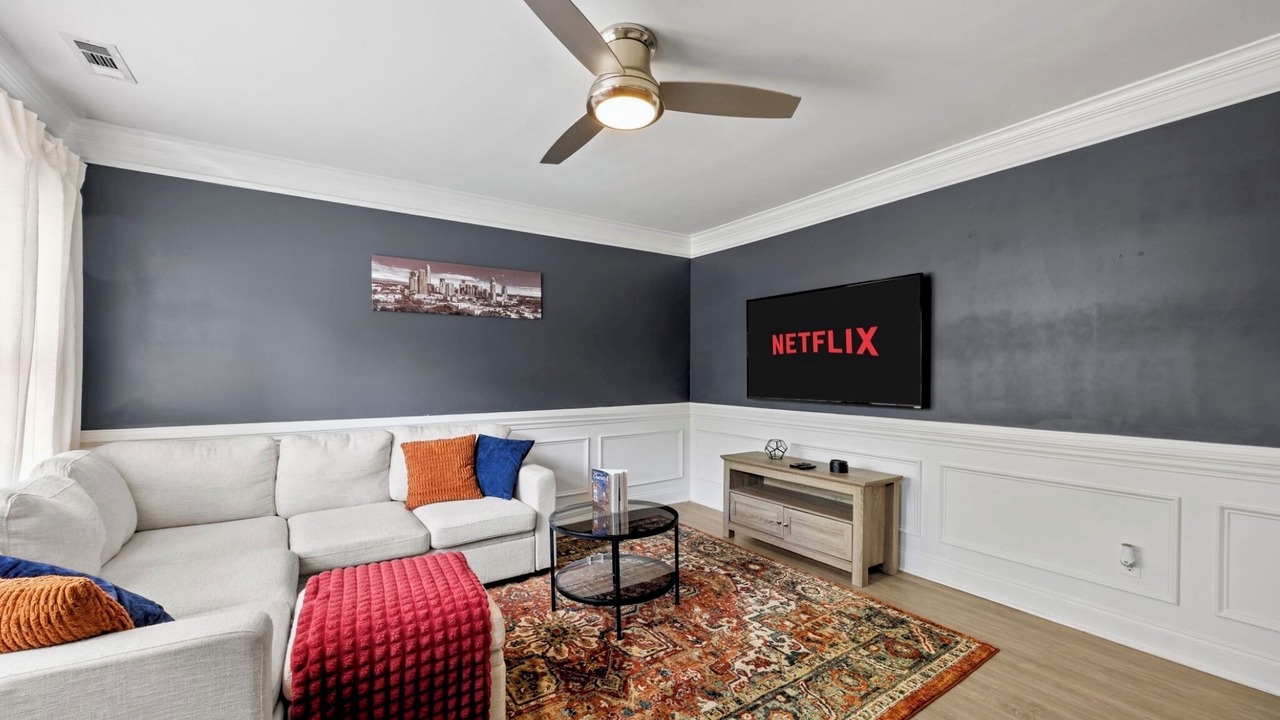 Photo of Livingroom in Paw Creek