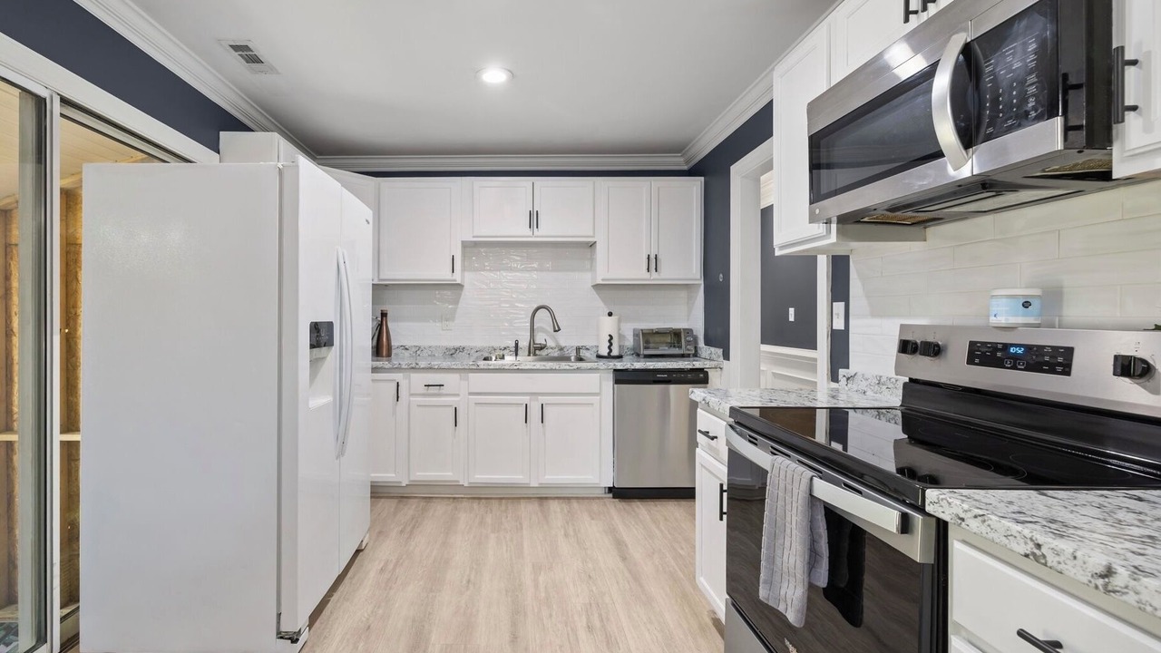 Photo of Kitchen in Paw Creek