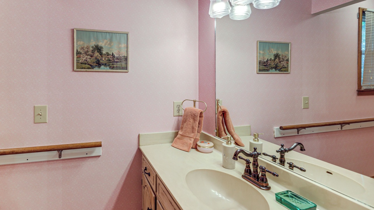 Photo of Bathroom in Madison