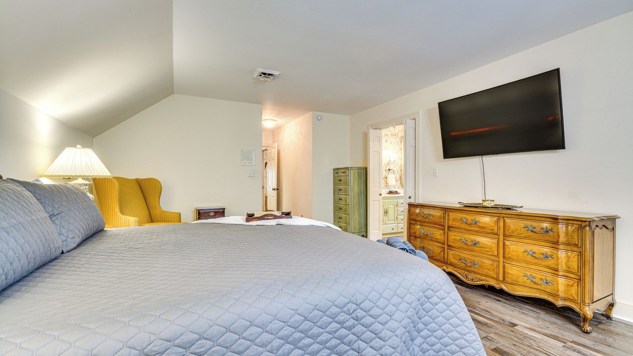Photo of Bedroom in Thomasville