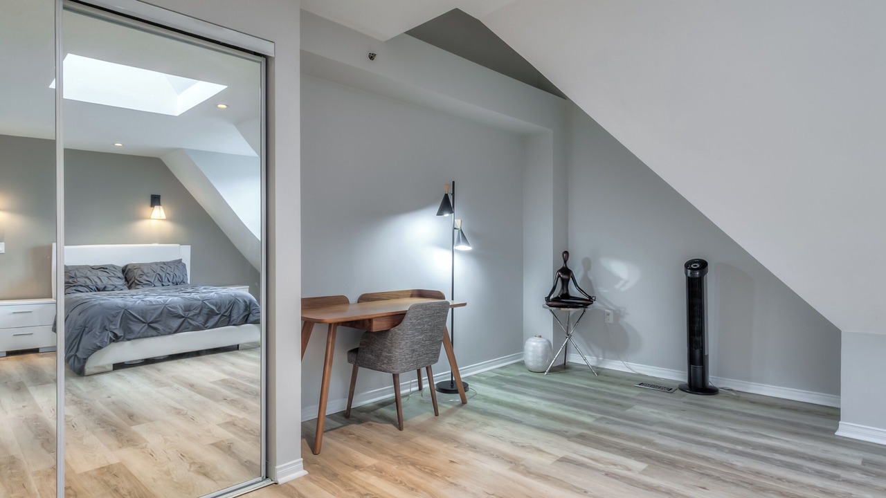Photo of Bedroom in Richmond Hill