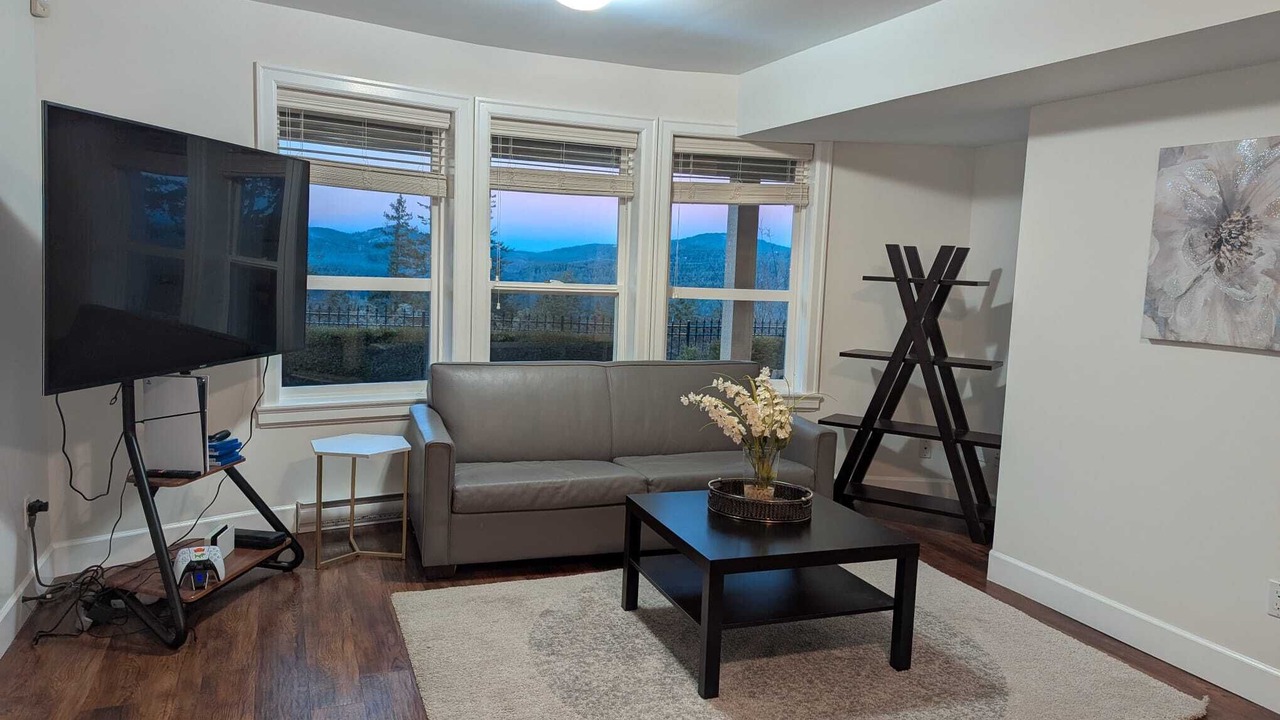 Photo of Livingroom in Bear Mountain Resort