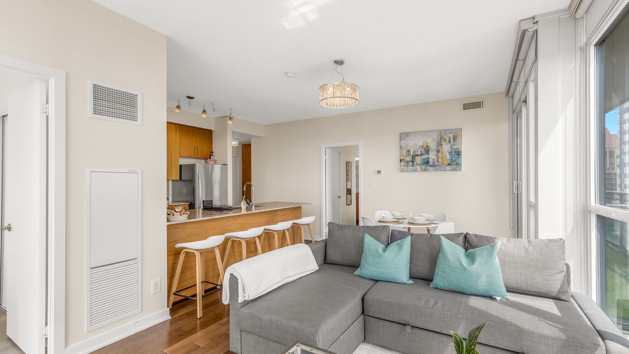 Photo of Livingroom in Downtown Mississauga