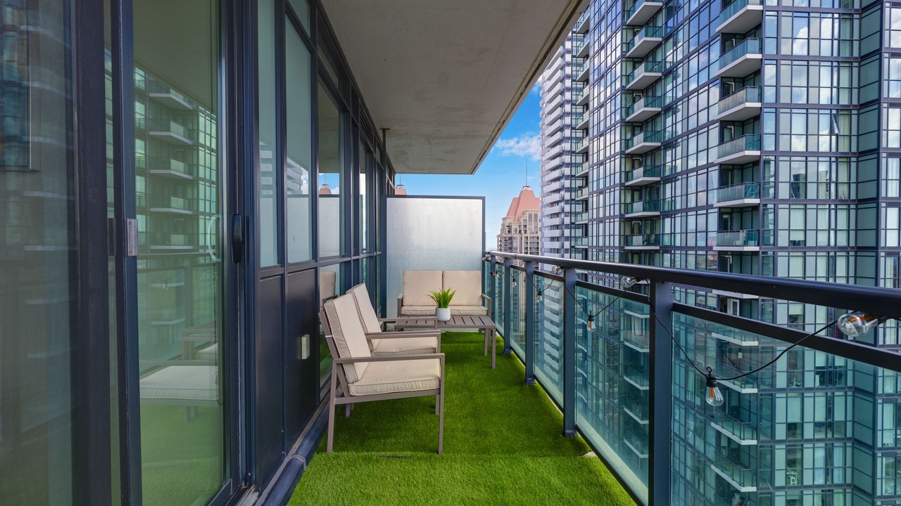 Photo of Outdoor in Downtown Mississauga
