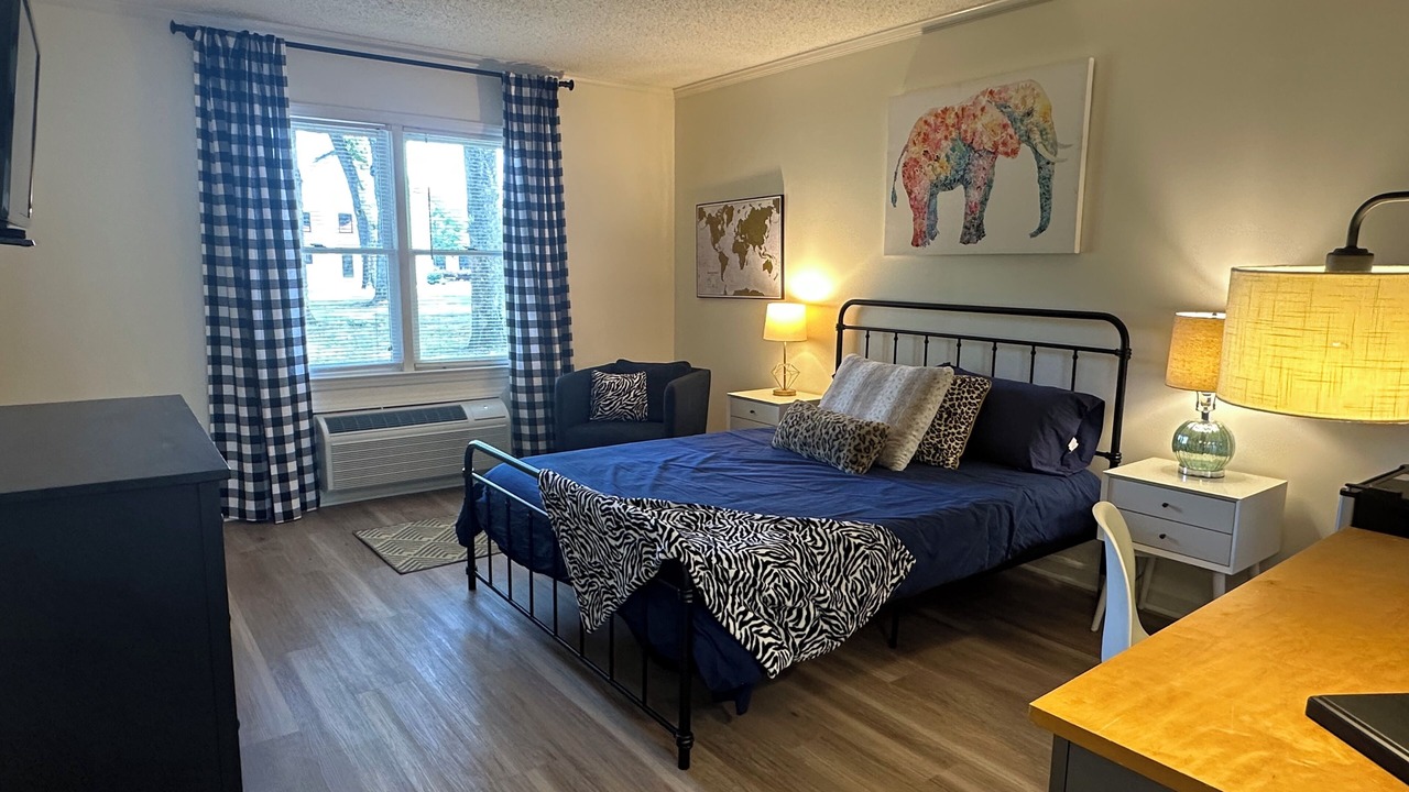 Photo of Bedroom in Lavonia