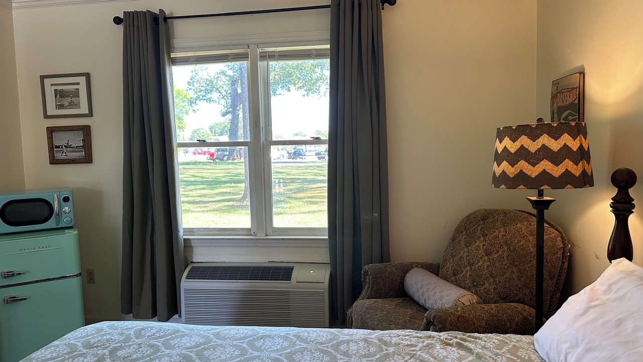 Photo of Bedroom in Lavonia