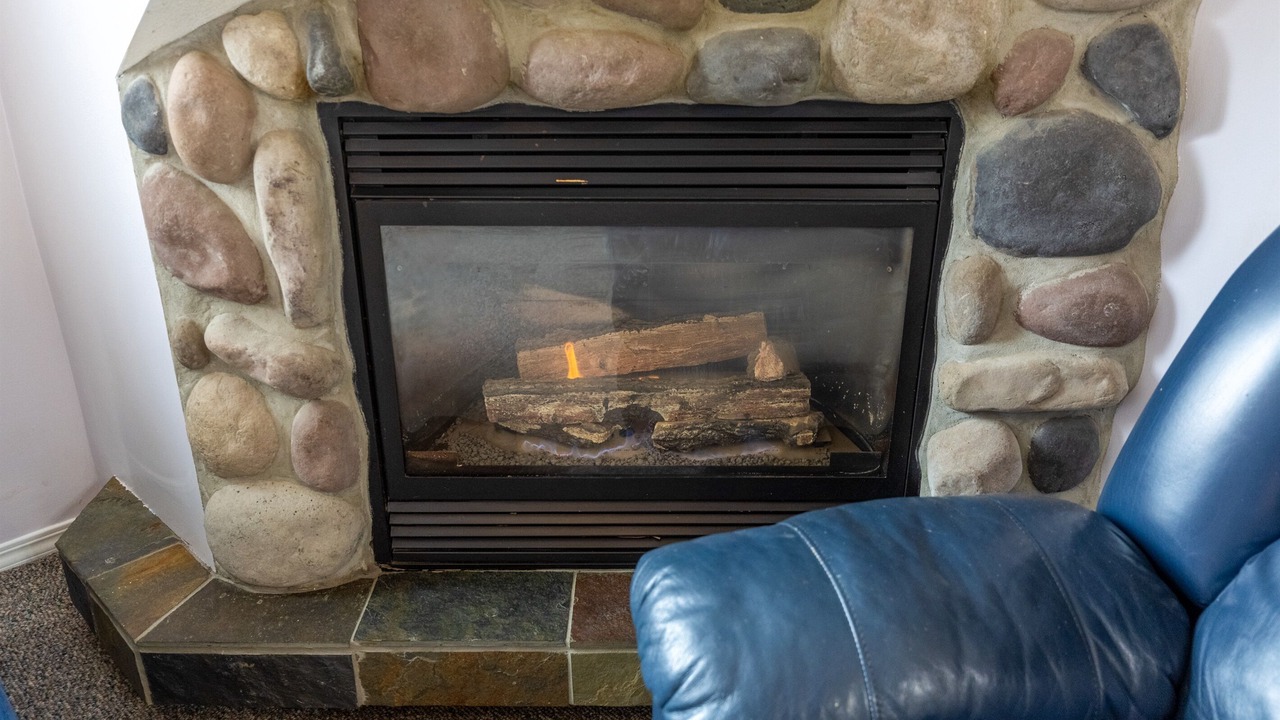 Photo of Livingroom in East Kootenay