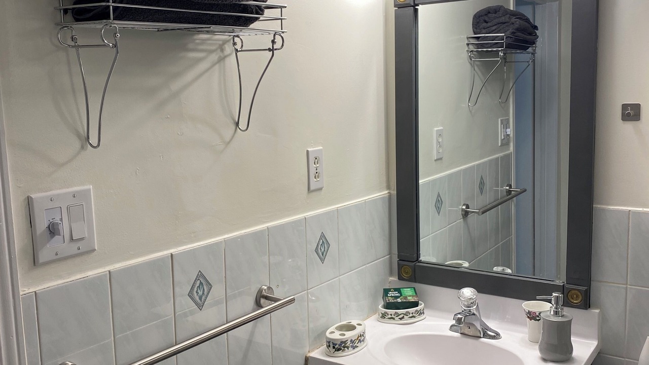 Photo of Bathroom in East Credit