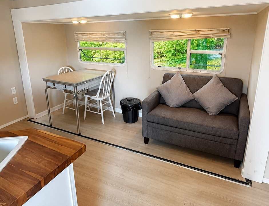 Photo of Livingroom in Parry Sound