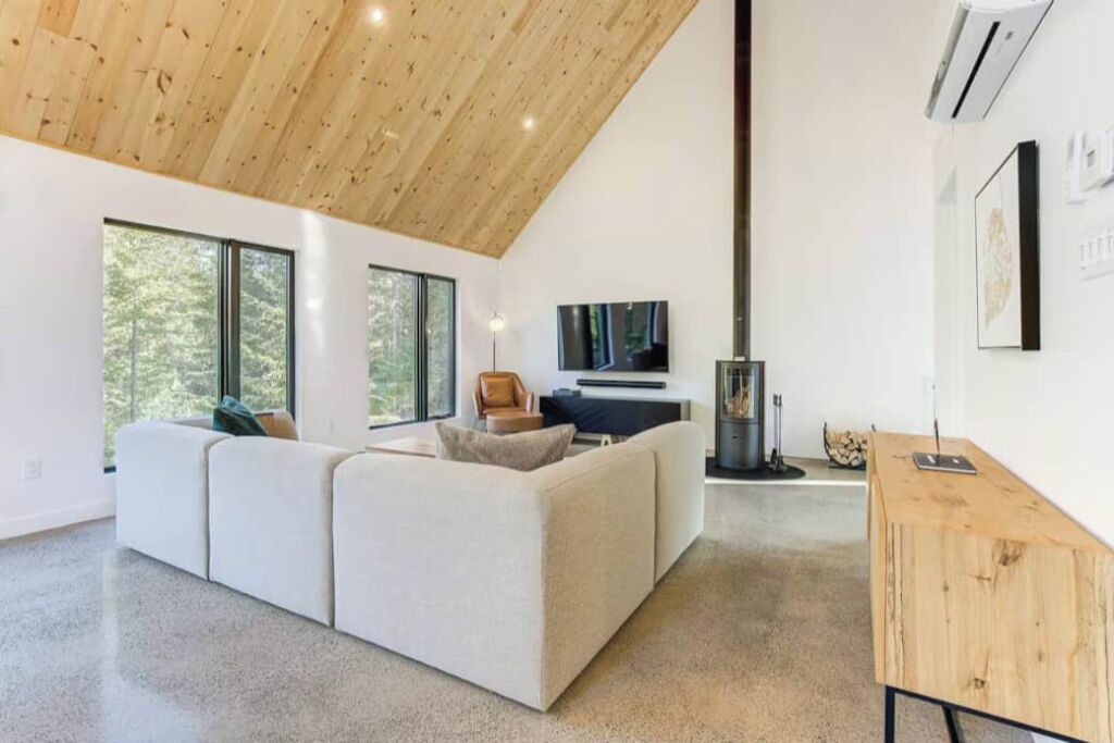 Photo of Livingroom in Saint Come