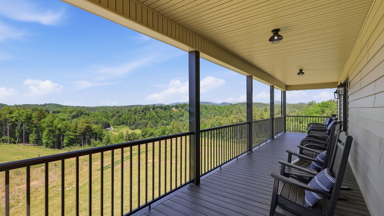Photo of Patio Balcony in West Jefferson