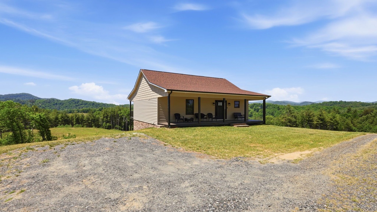 Photo of Outdoor in West Jefferson