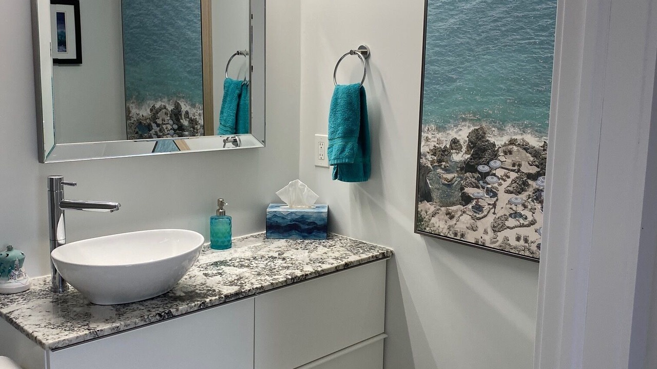 Photo of Bathroom in Etobicoke