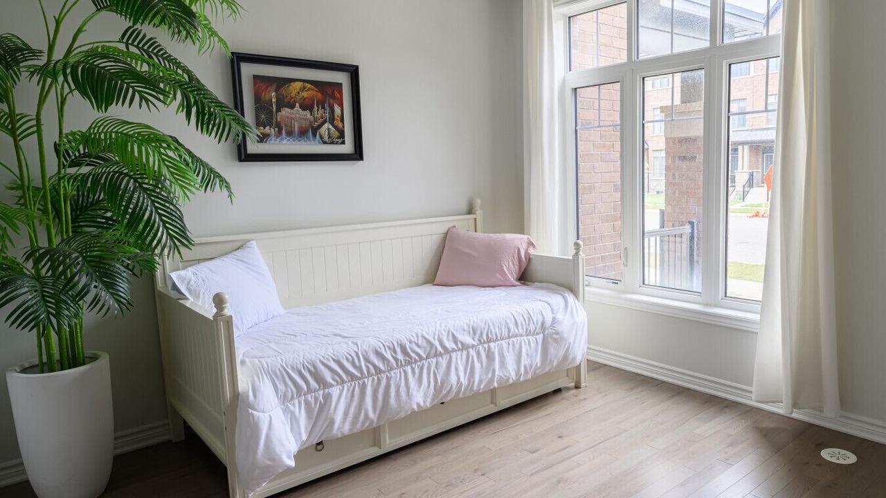 Photo of Bedroom in Mount Pleasant