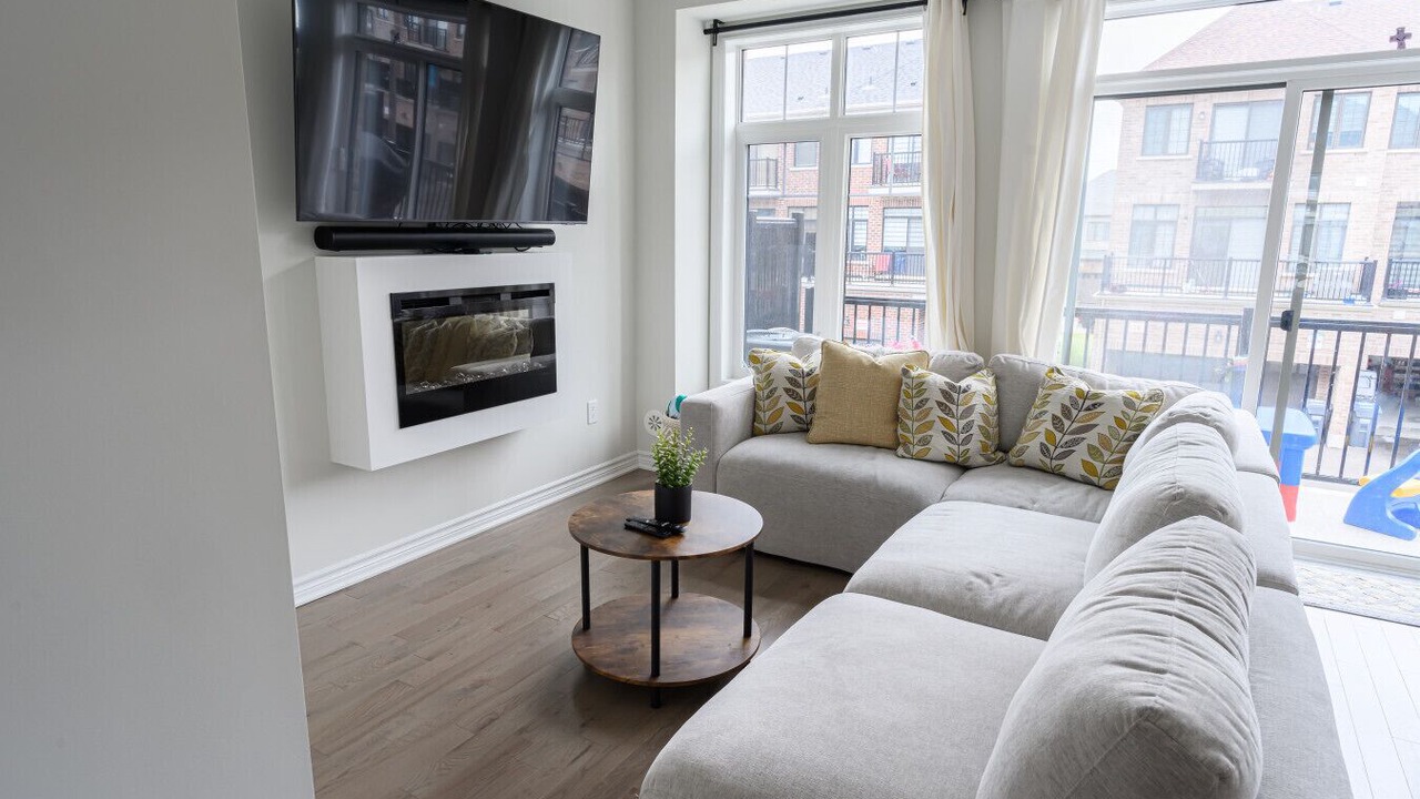 Photo of Livingroom in Mount Pleasant
