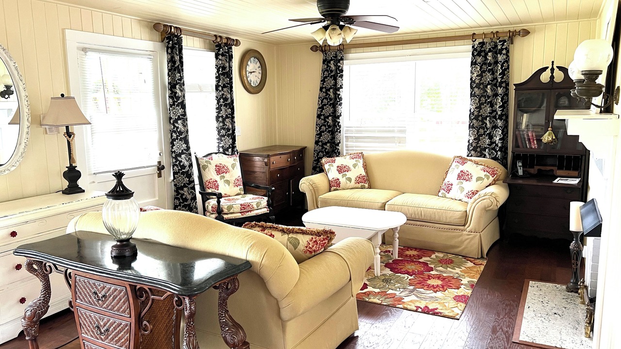 Photo of Livingroom in Greer