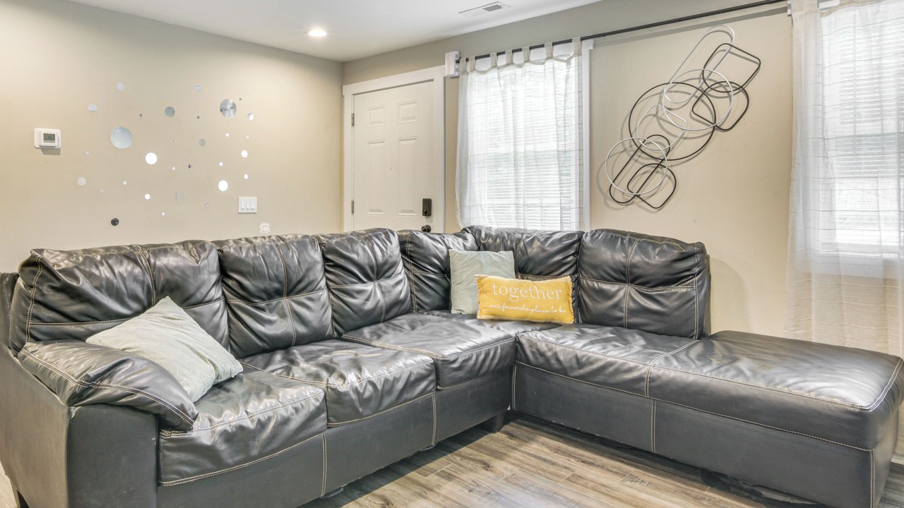 Photo of Livingroom in Monroe