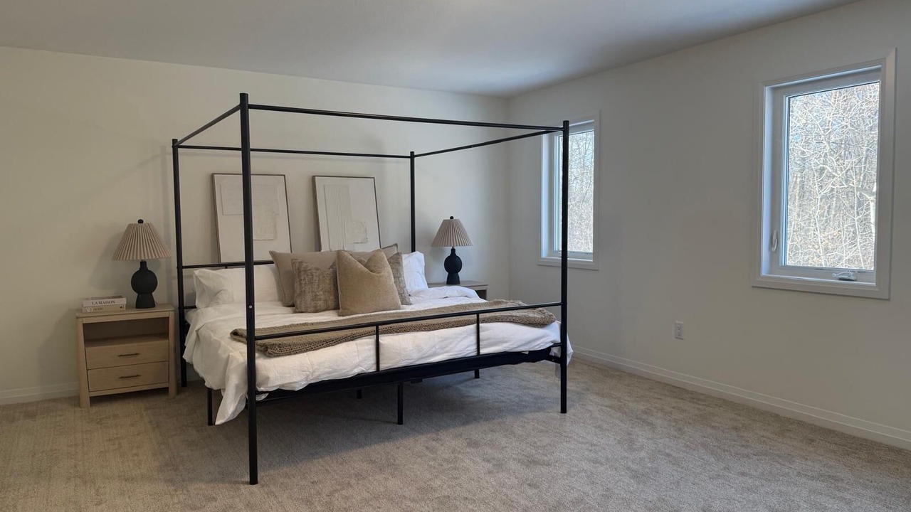 Photo of Bedroom in Thorold