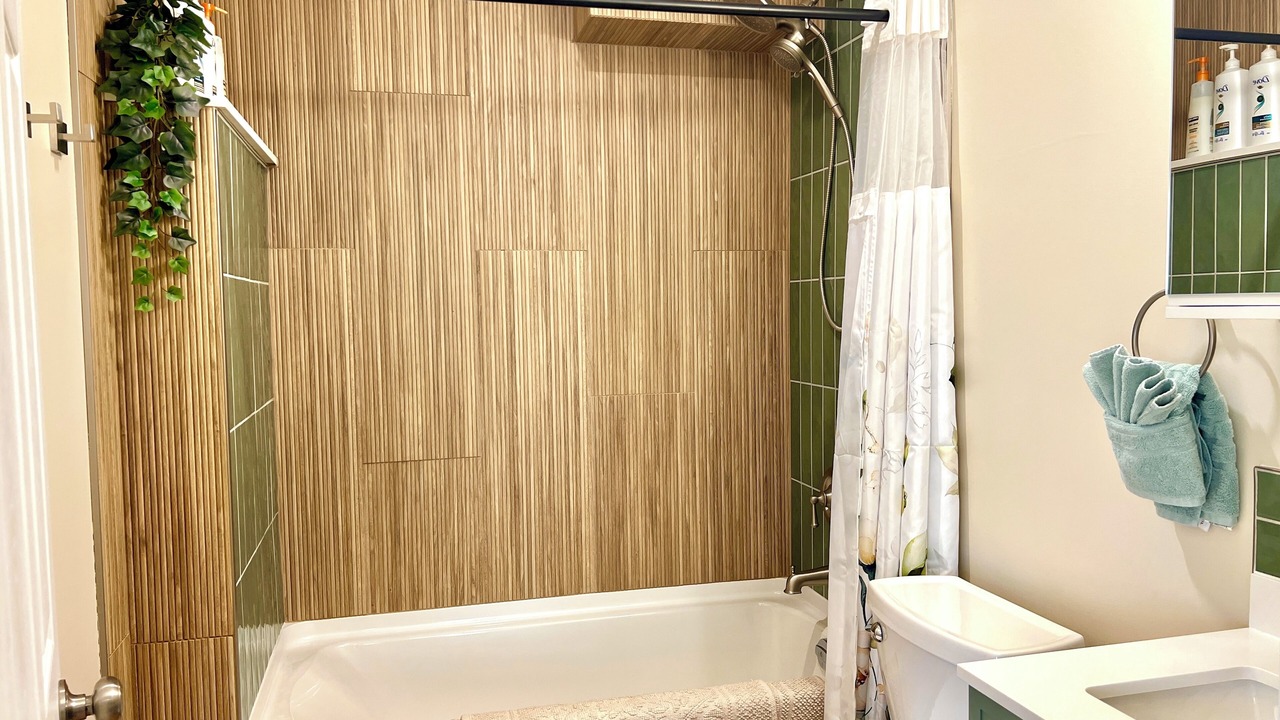 Photo of Bathroom in Golden