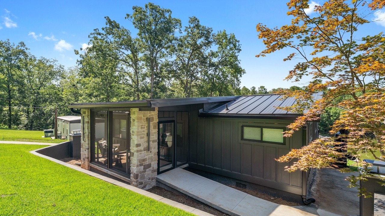 Photo of Outdoor in Lake Secession
