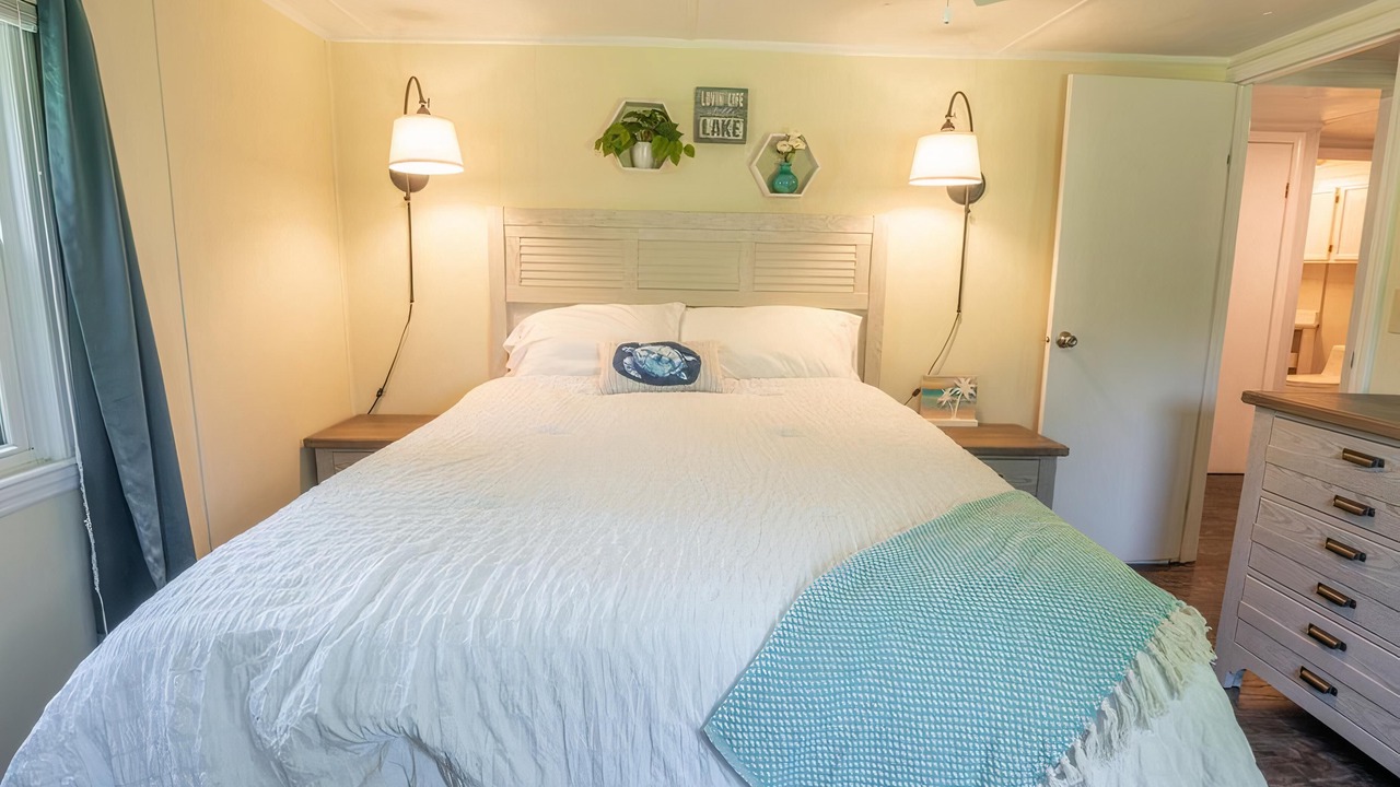 Photo of Bedroom in Summerton