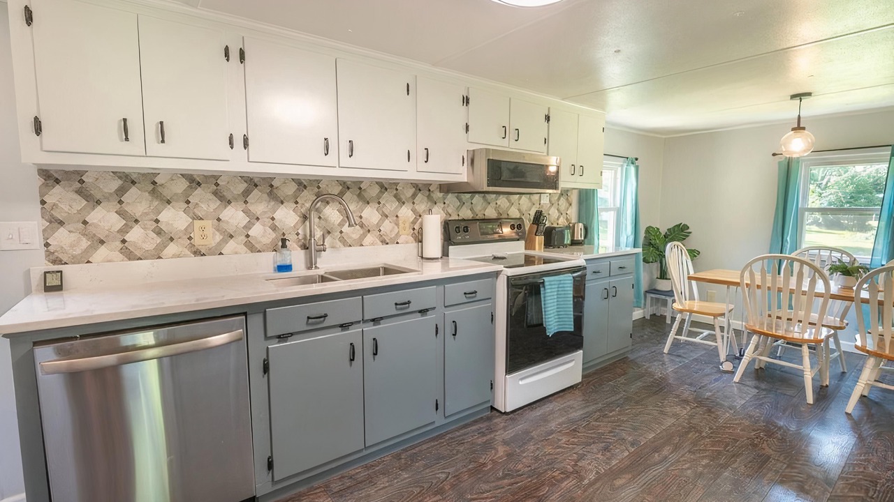 Photo of Kitchen in Summerton