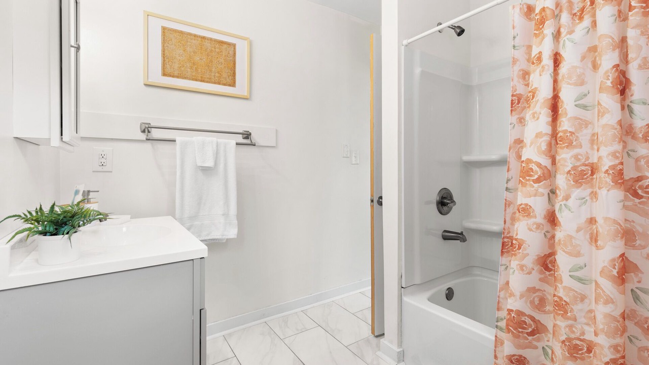 Photo of Bathroom in Duke Park