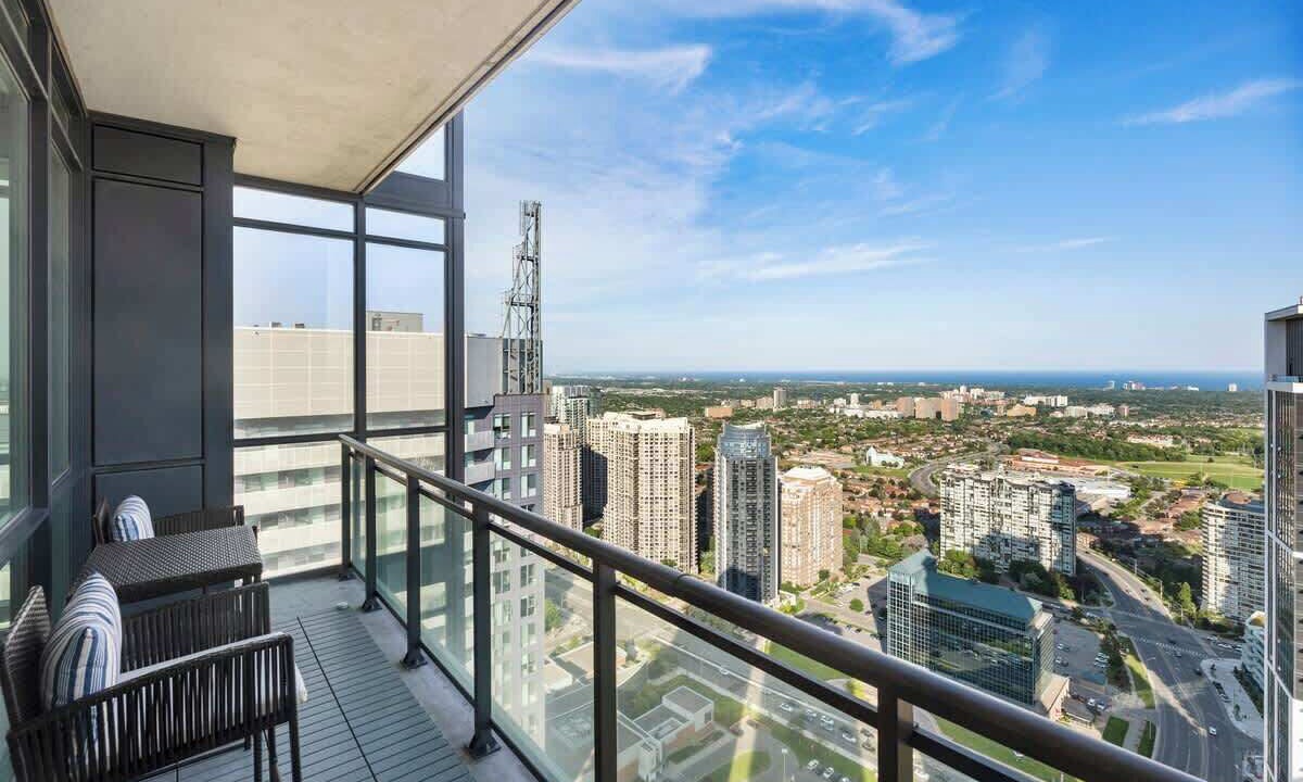 Photo of Patio Balcony in Downtown Mississauga