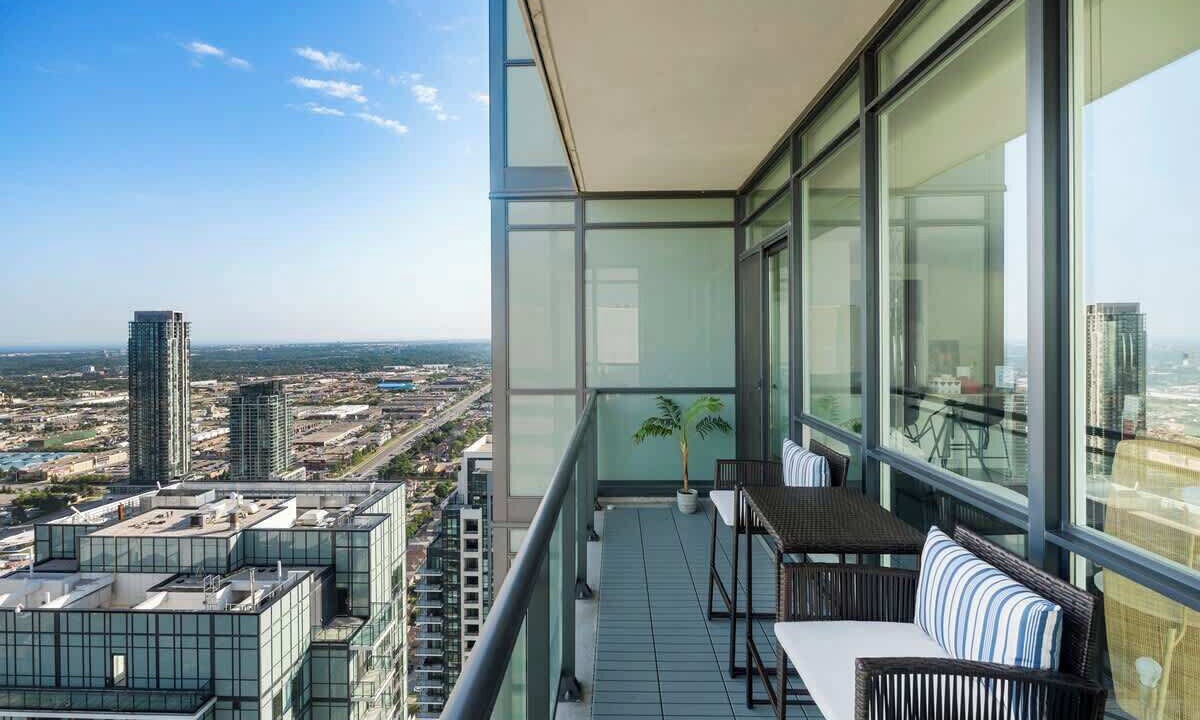 Photo of Patio Balcony in Downtown Mississauga