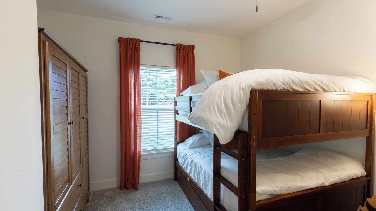 Photo of Bedroom in Central