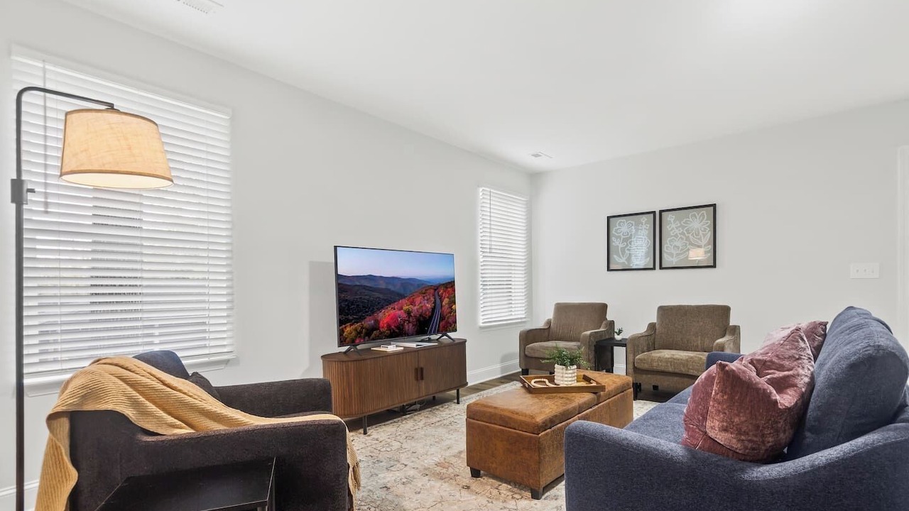 Photo of Livingroom in Taylors