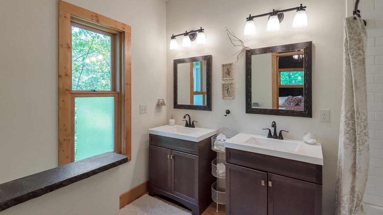 Photo of Bathroom in West Jefferson