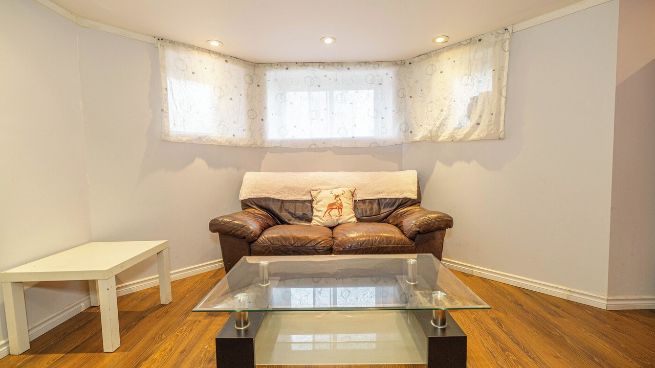 Photo of Livingroom in Westmount