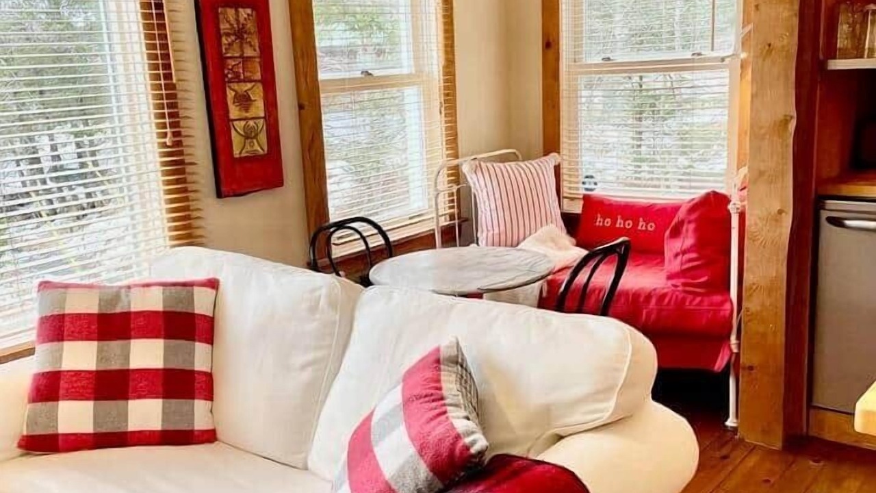 Photo of Livingroom in Lac Superieur Village