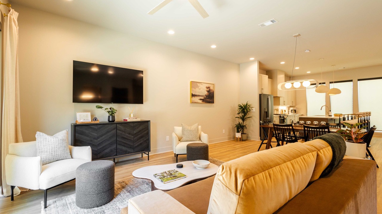 Photo of Livingroom in Historic Edgefield