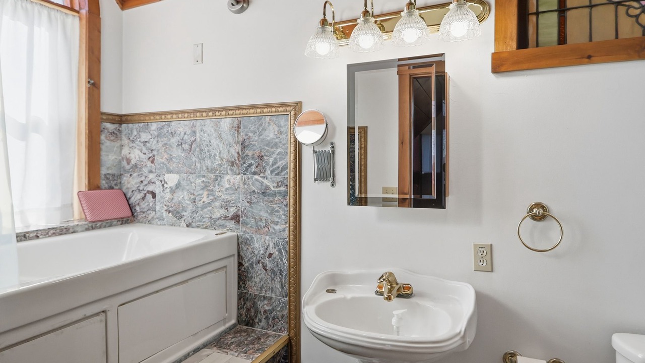 Photo of Bathroom in Mountain Base