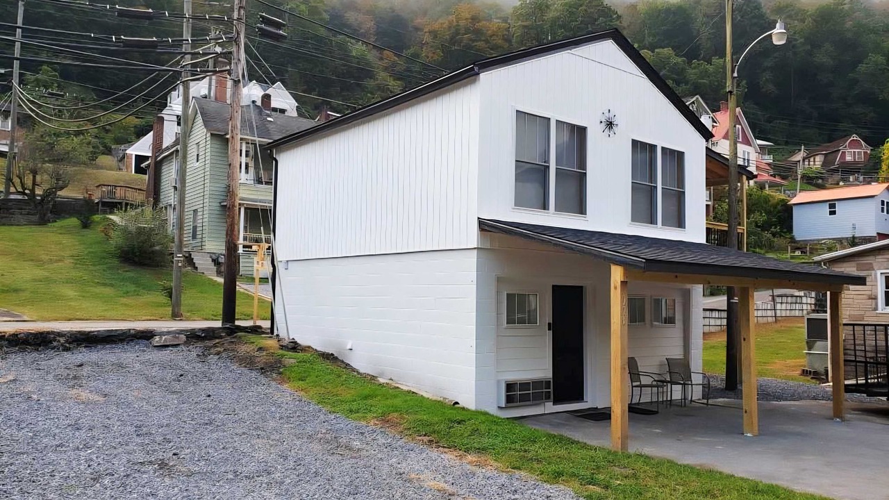 Photo of Outdoor in Welch