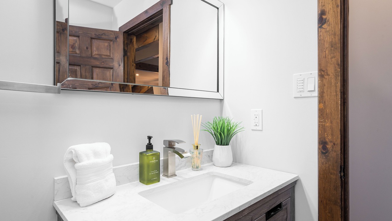 Photo of Bathroom in The Blue Mountains