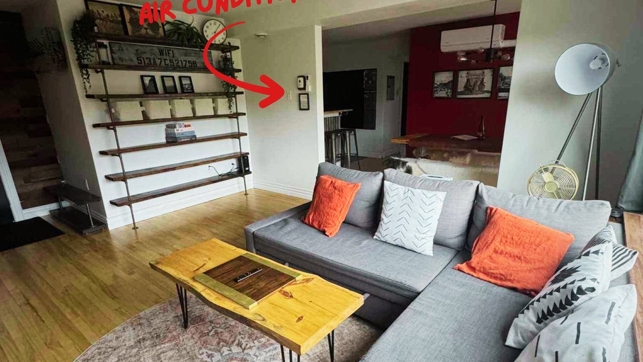 Photo of Livingroom in North End