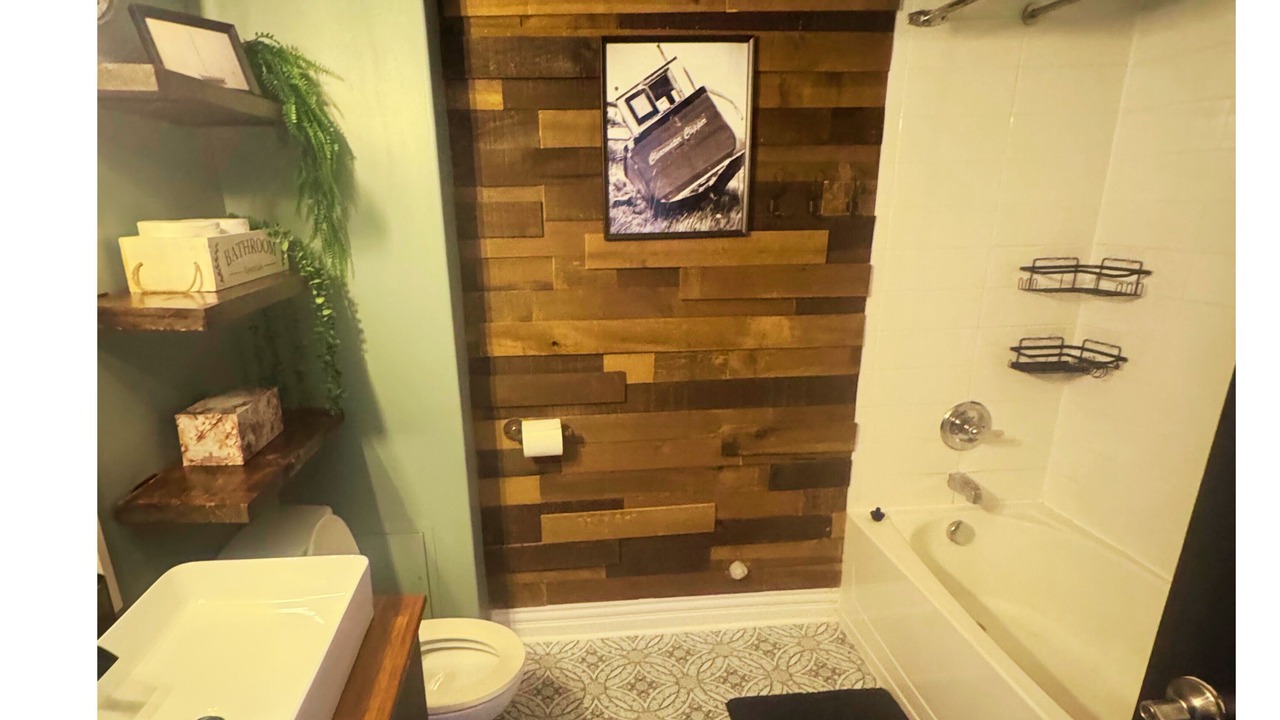 Photo of Bathroom in North End