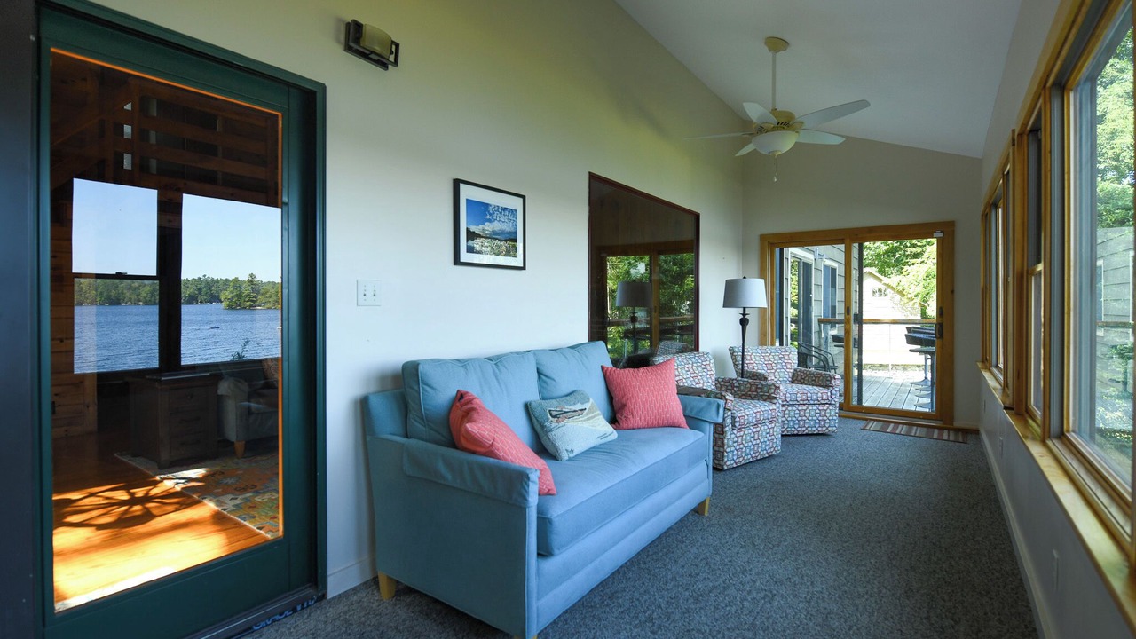Photo of Livingroom in Raymond