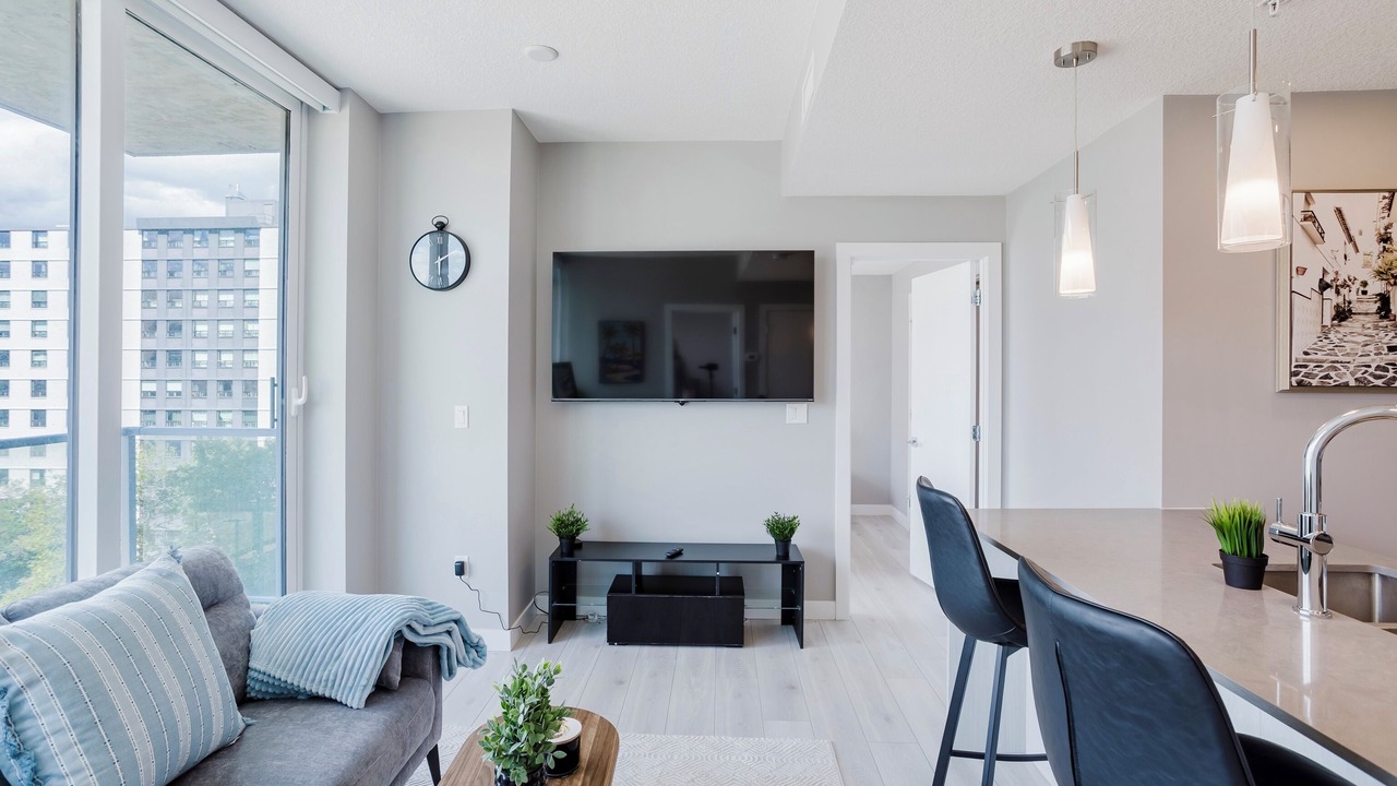 Photo of Livingroom in North Central Edmonton