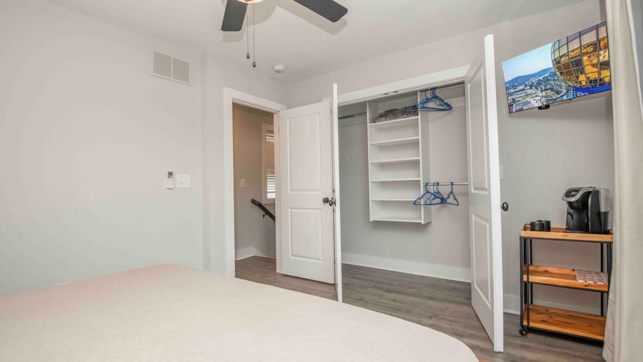 Photo of Bedroom in Knoxville