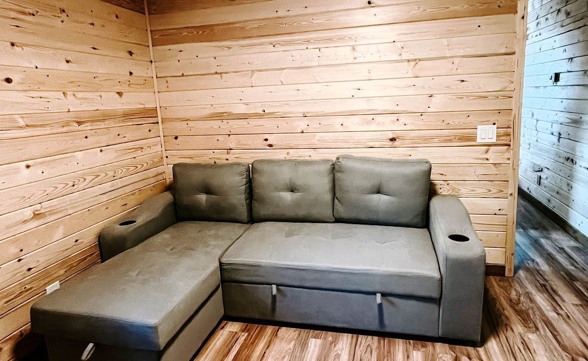 Photo of Livingroom in Falcon Beach