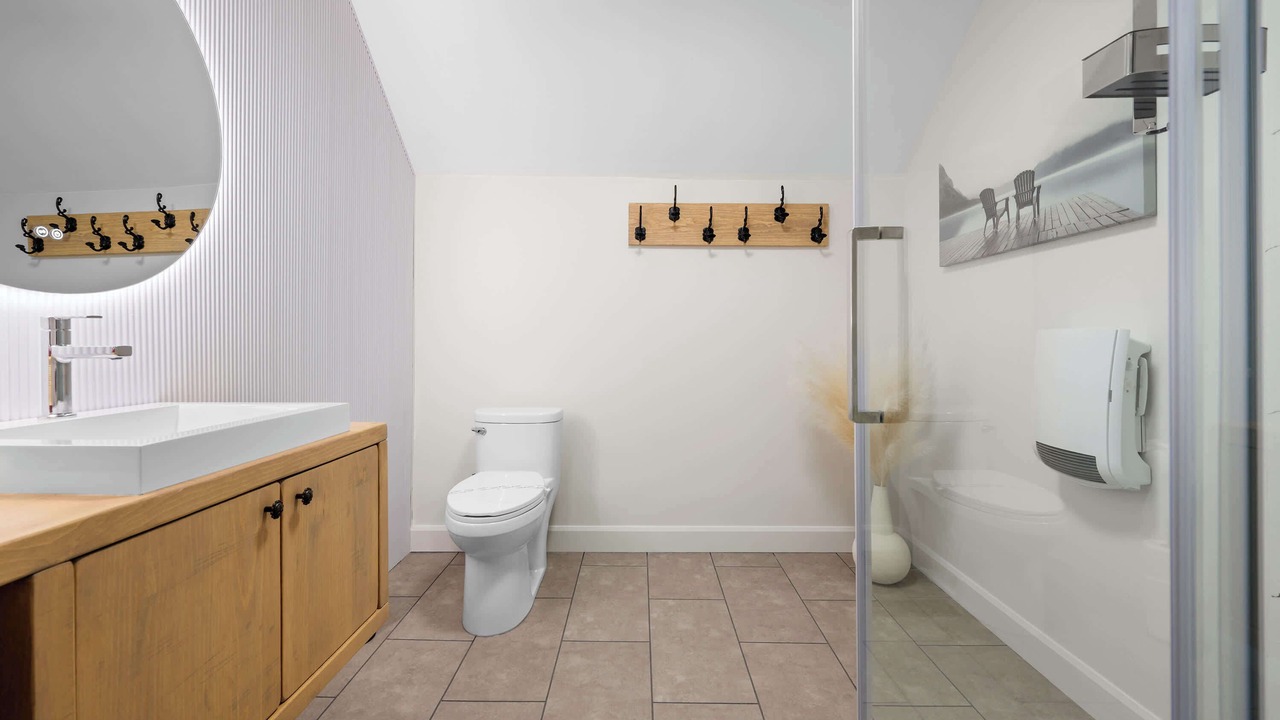 Photo of Bathroom in Petite-Riviere-Saint-Francois